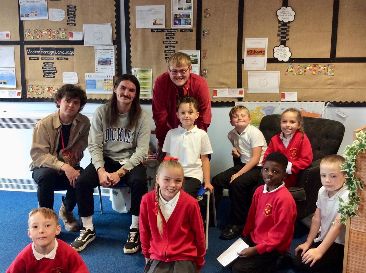 TheLathums's tweet photo. Had a lovely change of pace going back to school but it was surprising a lovely experience, the youngsters of y4 were a brilliant and lovely little class, thank you for having us ❤️ https://t.co/nibWABSNcb