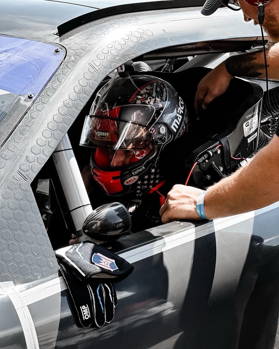 MarcoAndretti's tweet photo. Having a blast driving the @NASCAR @NASCAR_Xfinity car. @bigmchnracing #48. https://t.co/CxX5odYRCi