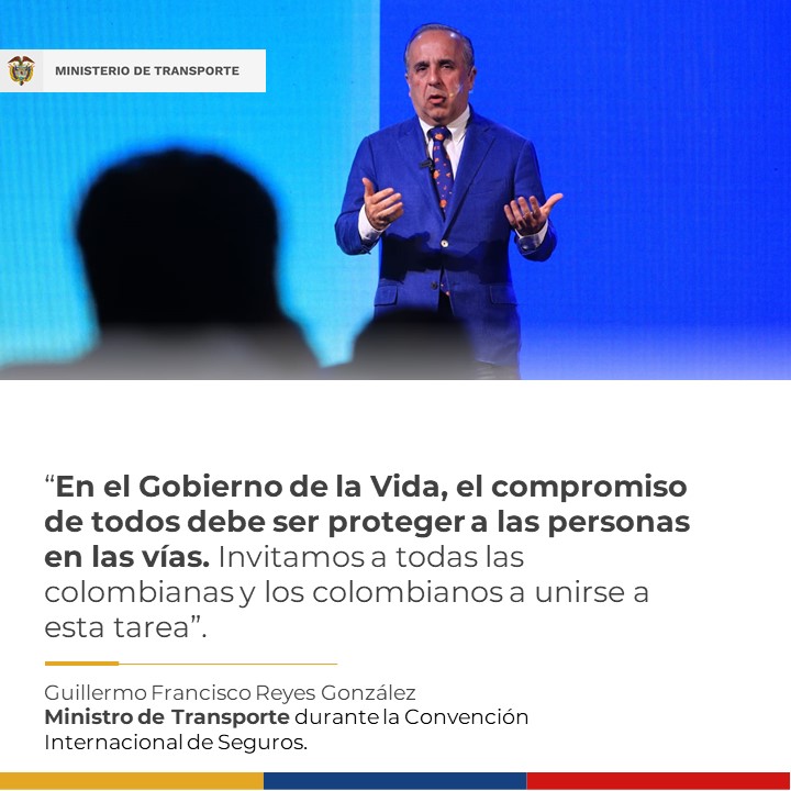 AerocivilCol's tweet photo. La #SeguridadVial es una tarea de todos y todas, unamos esfuerzos por la protección de la vida. Así inicia el verdadero cambio. #CercaAlSectorTransporte https://t.co/f6d1n1EiM1