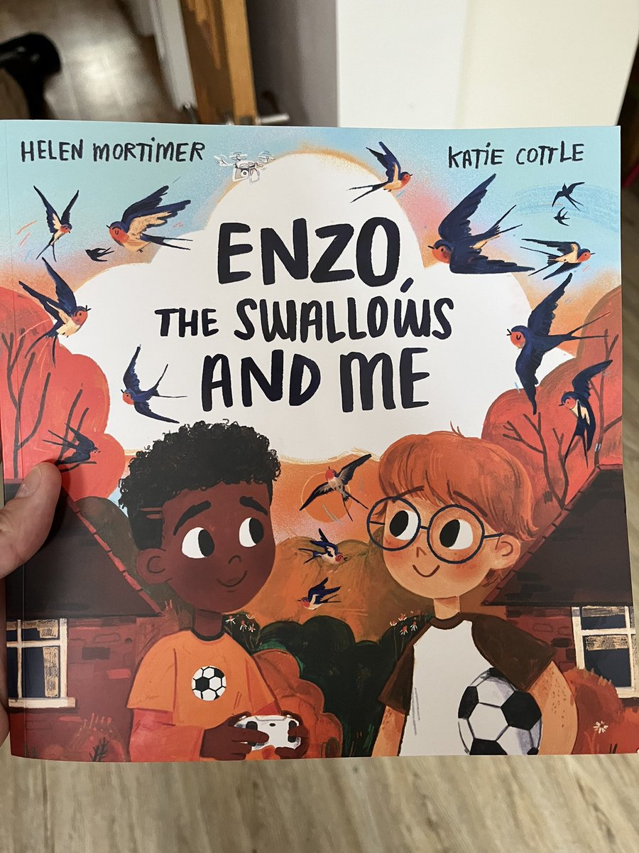 checkemoutbooks's tweet photo. 🧵 #BookPost
Absolutely thrilled for this treat from @OwletPress - thank you! I adored the beautiful Omar, The Bees & Me so am thrilled there’s a follow-up, Enzo, The Swallows & Me @katiecottle_ #HelenMortimer 📖 Out Thursday. https://t.co/SxajXvTute