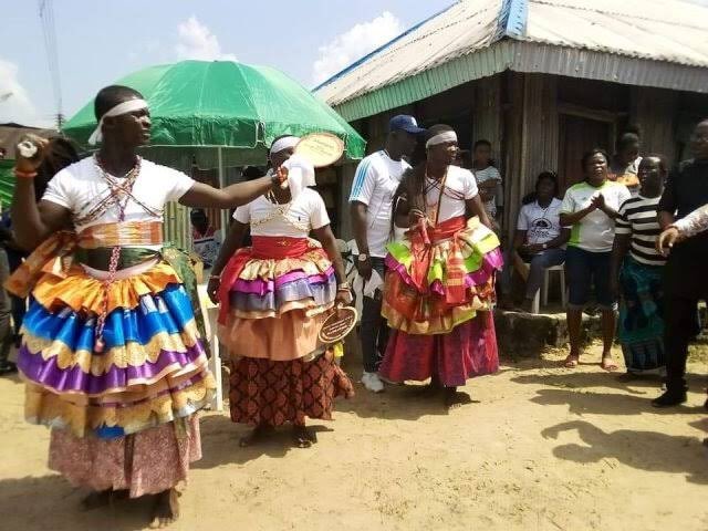 nigerdeltafest's tweet photo. Omoko dance of the Itsekiri people of Delta State displaying the colorful shades of nature, beauty and wonder. Furthermore, agreeing to the people’s love for culture, tradition and exposure. 

#izonibefestival2022 https://t.co/72R1UaKHxH