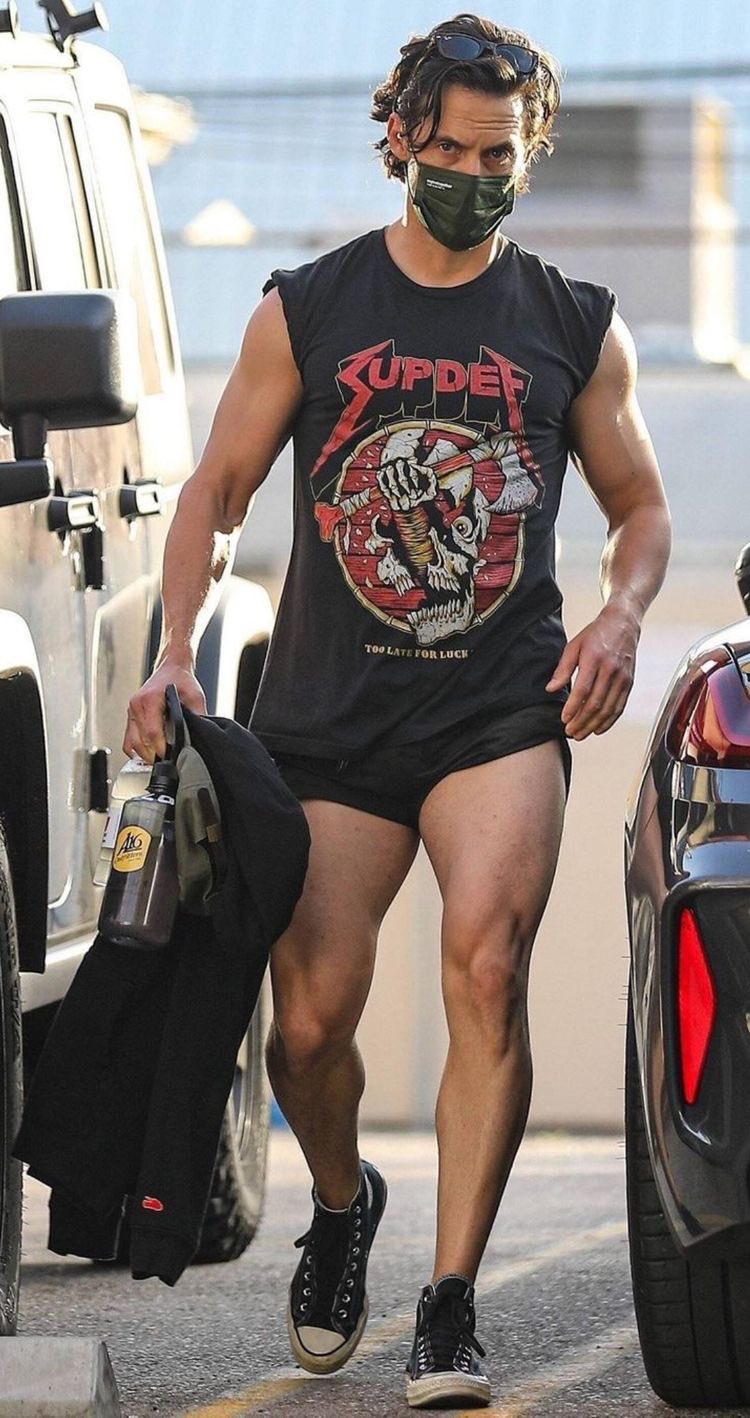 Chris’s Celebrity Obsessions! on Twitter "Crush my head like a