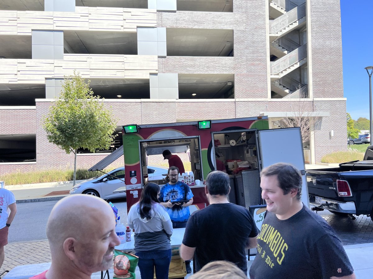 rfornal's tweet image. [#100DaysOfCode] Day 34b/100v3

Today: @LeadingEDJE EDJEovation Slackers … LUNCH!

[#RealFunGeeks #Innovation #LearningMatters #CultureMatters]