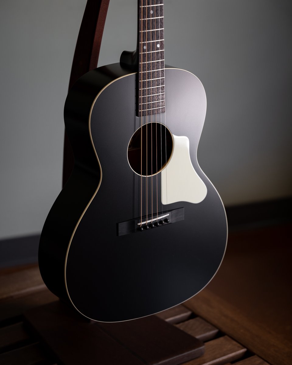 WaterlooGuitars's tweet photo. Another Jet Black WL-14 X is on its way out the door! This one is heading to our friends at @ThunderRoadGits in Seattle.

#jetblack #acousticguitar #vintagevibes #tuxedo #handmade #atx #waterlooguitars https://t.co/pTZy8L92nI
