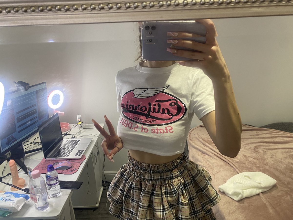 pixkereee's tweet photo. lets play :p check my bio♡☆ nsfwtwt https://t.co/MNzBZpBPzJ