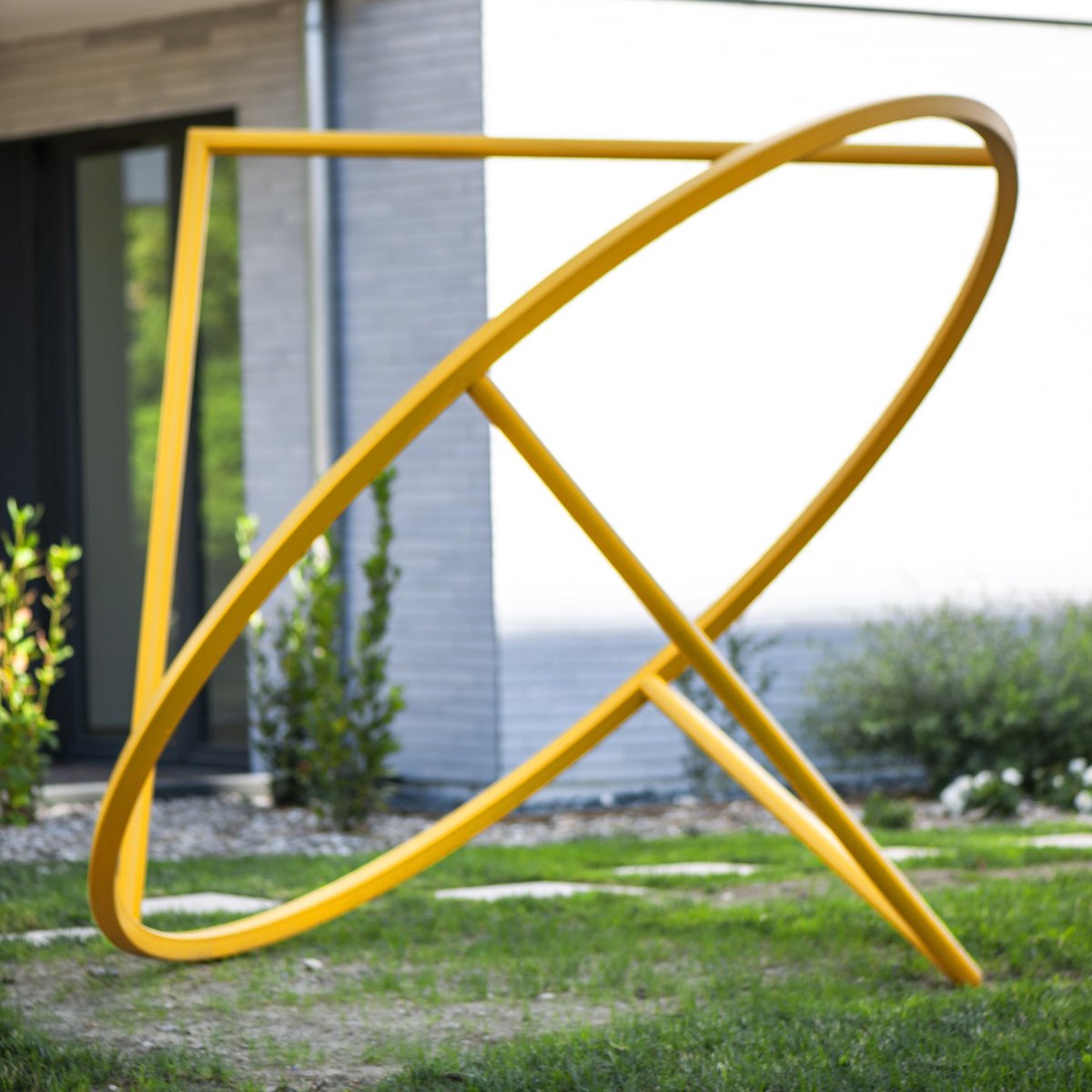 immeuble_oeuvre's tweet photo. 🆕 Une installation #1immeuble1oeuvre
🏡 Promoteur : @vinciimmobilier
🔑 Programme : « Les Dryades »
📐 Architectes : siz'ix architectes et Atelier 2M
👨🏻‍🎨 Artiste : Ulysse Lacoste @ulolaco
🎨 Œuvre : « Les Quadratures »
📅 Date d’installation : 2022
📍 Lieu : Saint-Priest https://t.co/GSL7qgxEFM