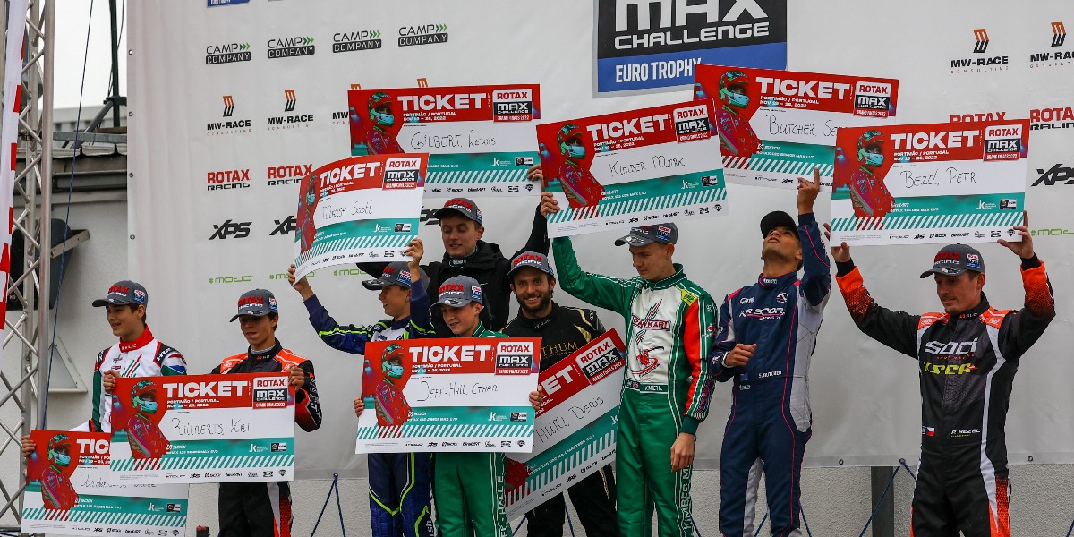 The season results of the RMC Euro Trophy have been decided 🤩 🏁
The racers gave all and endured the tough weather - it was a finale to remember!
Read more about the race here 👉 rotax-kart.com/en/Community/N…
#rotax #rotaxracing #racing #karting #racinglife #kartinglife #rmcet #rmc
