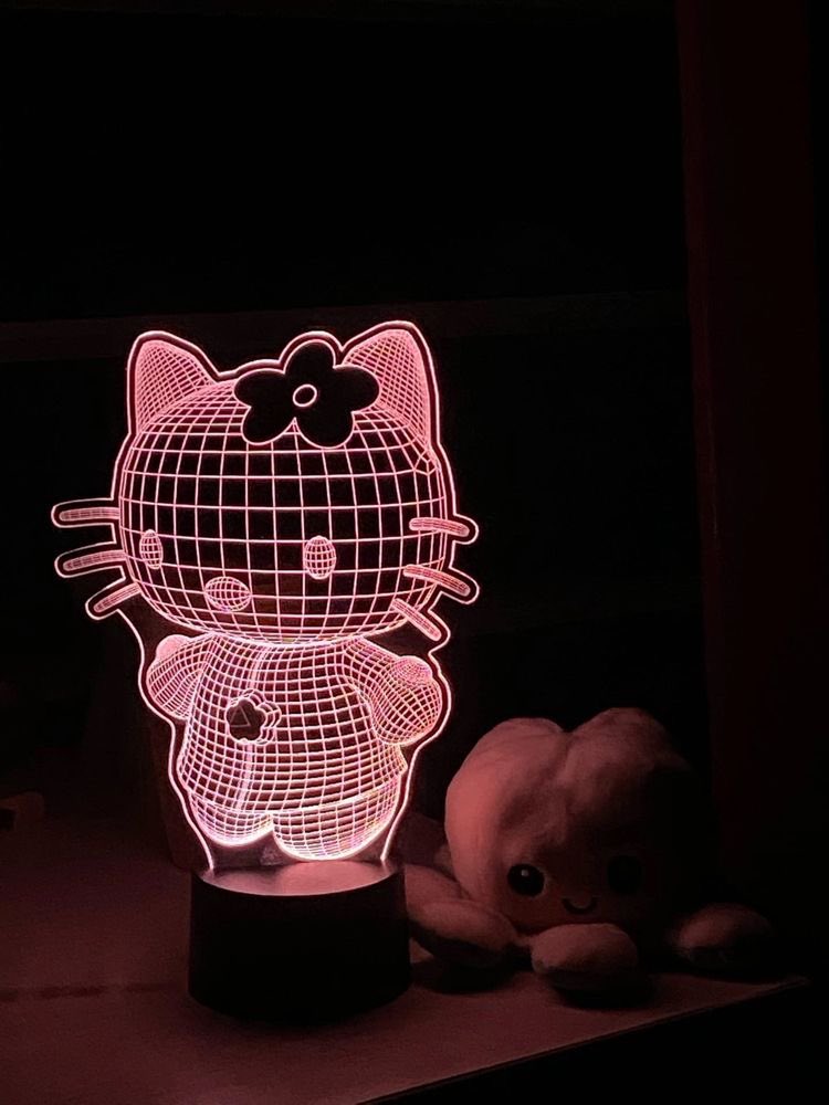 sakurafraise's tweet photo. the coolest hello kitty lamp!! https://t.co/FeV1UBrvRJ