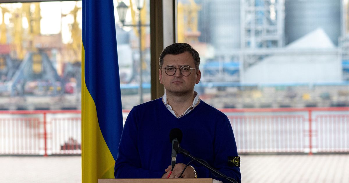 Reuters's tweet photo. Russia's referendums 'won't change anything,' Ukraine's Kuleba says https://t.co/rI3SxwhGCH https://t.co/frrKQafsYd
