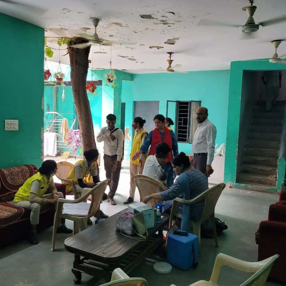BJPRajeshVerma's tweet photo. #thankyoumodij #HappyBdayModiji  4th day 7th vaccination camp more than 1400 people vaccinated. Thank you @M_Lekhi ji for all the support. @siddharthanbjp @OfficeOfAdeshG @BJP4Delhi @BJP4India @blsanthosh @JPNadda @bjp4newdelhi1 @BjpTageja https://t.co/xPc1OSO1jN