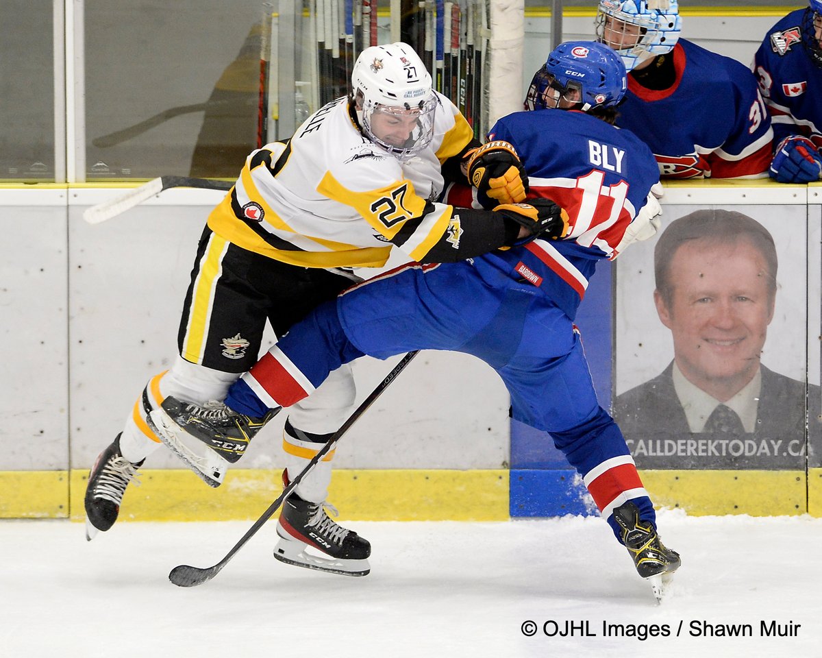 byrnemuir's tweet photo. After two periods, @OJHLJrCanadiens extend their lead to 3 - 1 over @OJHLGoldenHawks @OJHLOfficial @ojhlimages @cjhlhockey @OHAhockey1 #leagueofchoice #showcase22 #followthephotogs https://t.co/oElkItVsbh