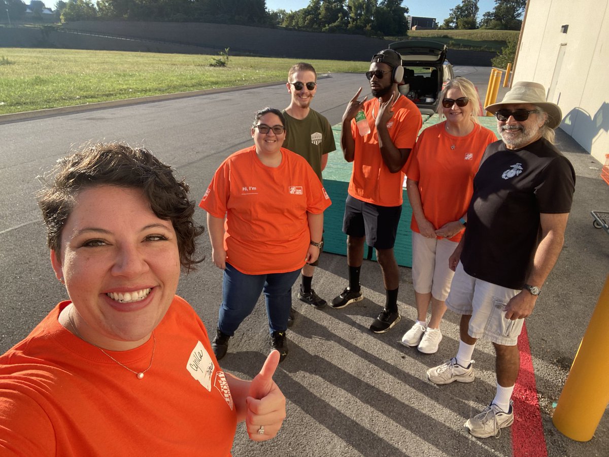 CyrillaAbiseid's tweet image. Thank you 8445 for hosting our Team Depot build this morning! We’re making fishing platforms for a local center where veterans fish their ponds. Wonderful to see this team together 🧡 #GivingBack #SafetyFirst