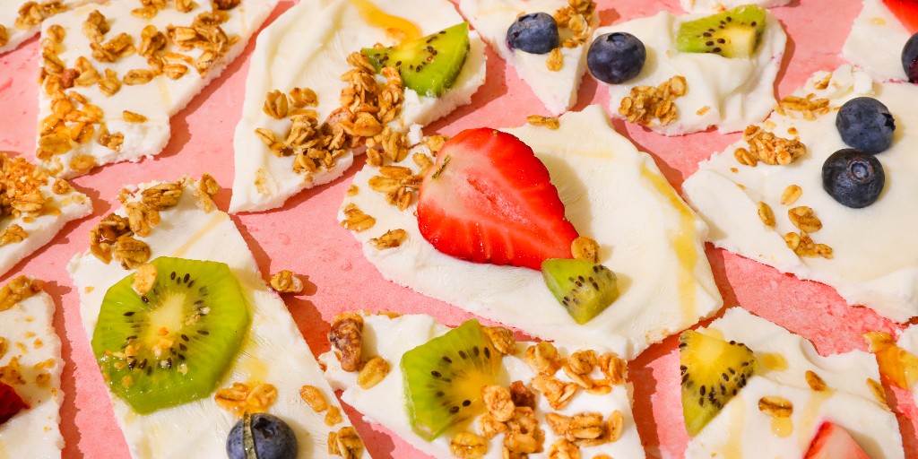 This is your sign to make frozen coconut fruit and yogurt bark 🥥 ✨ 

Find the recipe on our Pinterest: bit.ly/3PWJm18