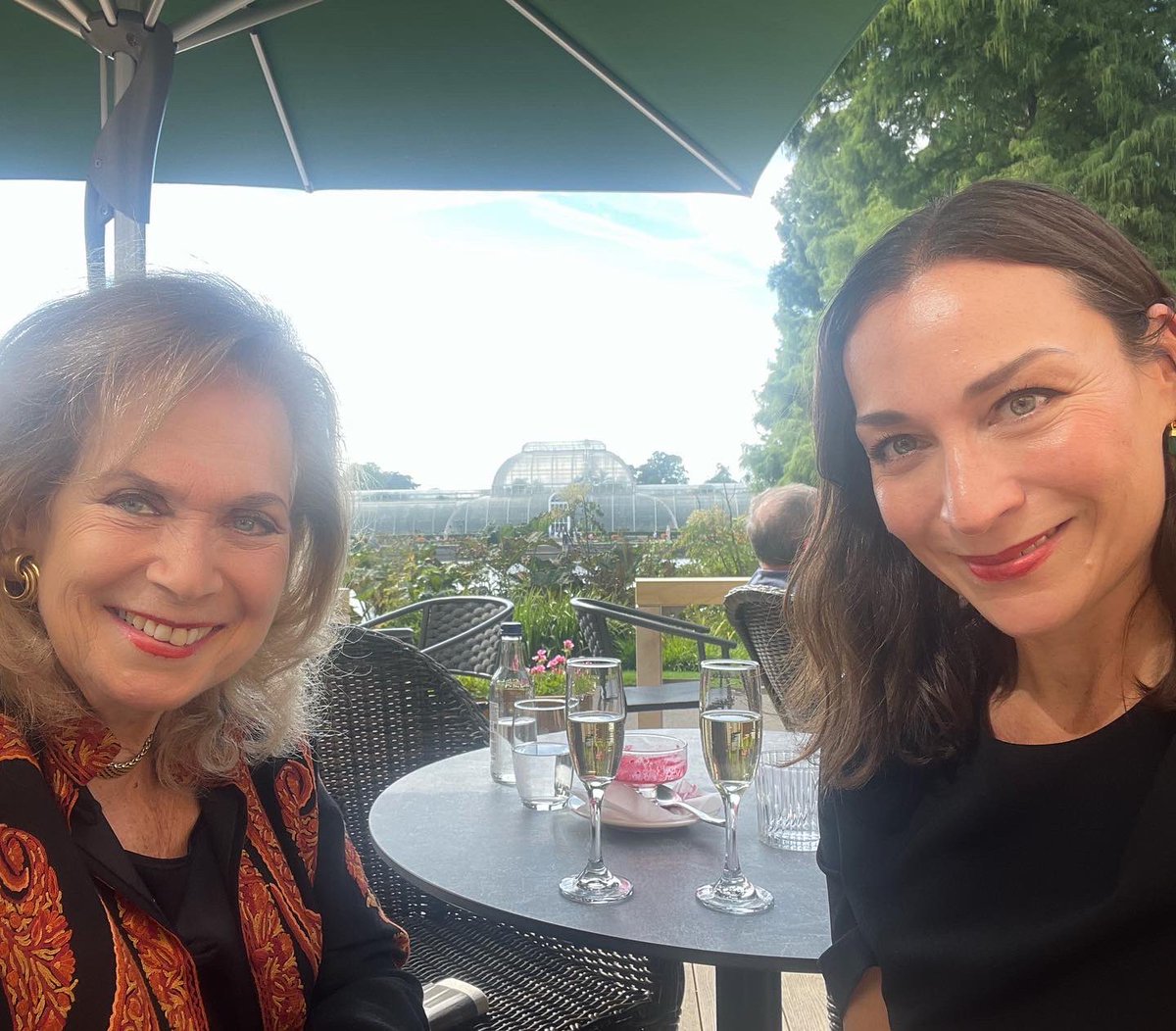 Beyond Curated tweet media