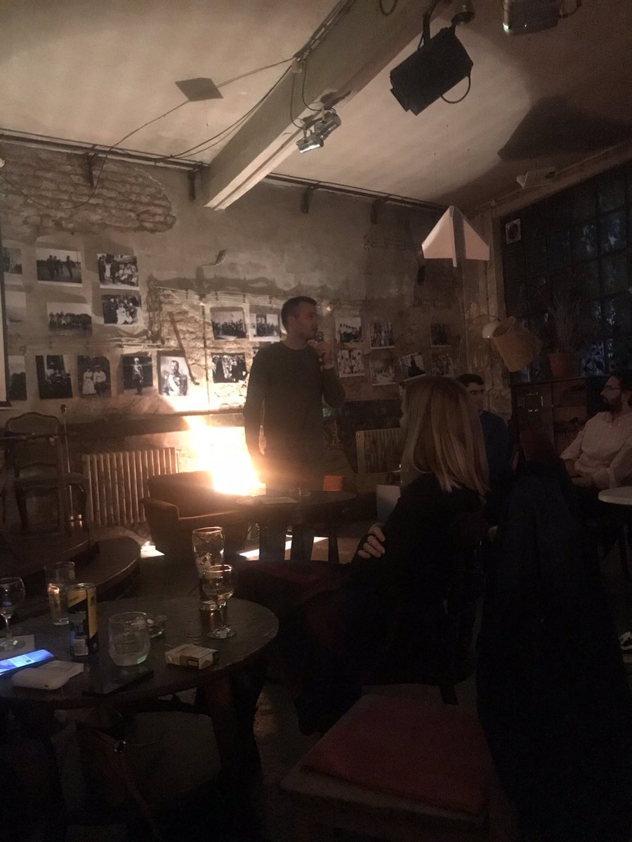 MirjanaNecak's tweet photo. U okviru treće letnje škole #ANDEM, večeras su se u Galeriji Polet održava skup koji sačinjavaju polaznici i alumni ANDEM-a. Tom prilkom je Petar Žarković govorio o istorijatu #IFDT.
@USEmbassySerbia #AngažovanaMisao #EngagedThought #ANDEM2022 #40godinaIFDT https://t.co/iwOZ1xwclS