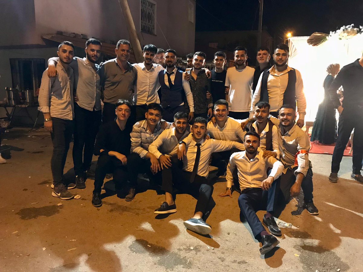 BU GENÇLER Z KUŞAĞI VE GÜLTEKİN BEYIN ASKERLERI BIZ GELOYORUZ INŞALLAH DP PARTI VAR ÇARE VAR TÜRKIYEM ADANA IMAMOĞLU ILÇE TEŞKİLATI OLARAK HAZIRIZ INŞALLAH