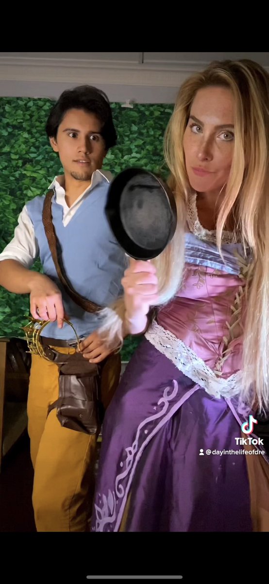 DreDreMUA's tweet photo. Halloween is coming up. Hit me up if you need makeup or custom costumes! #Costume #Halloween #halloweencostume #Halloween2022 #makeupartist #makeup #customcostume #cosplayer #cosplay #disney #dressup https://t.co/nAG387OSFR
