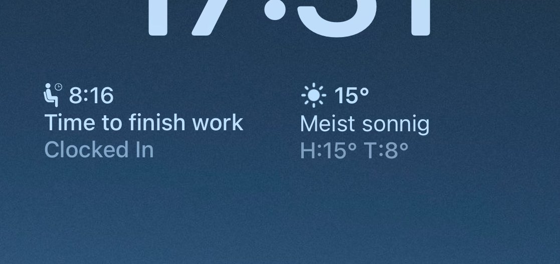 WorkTimesApp's tweet image. Hey look. Lock screen widgets for WorkTimes. 👀

👇
