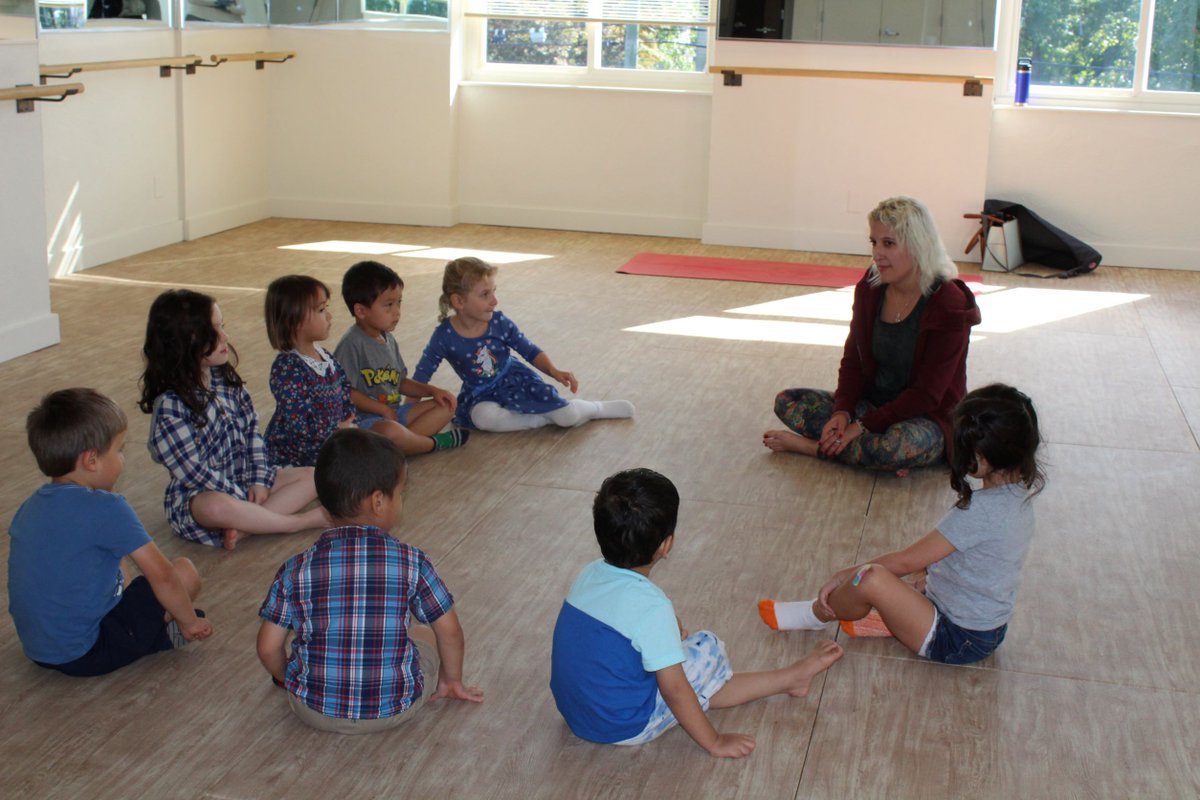 RidgewoodYMCA's tweet photo. The smallest yoga masters you've ever seen! 

Our preschool kids had a great time learning how to downward dog and cat pose with Ms. Devon today! 

#njkids #Bergencountymoms #NJkidsfun #preschool #preschoolactivities #earlylearning #earlychildhoodeducation #prek #earlychildhood https://t.co/U8jQed1zyY