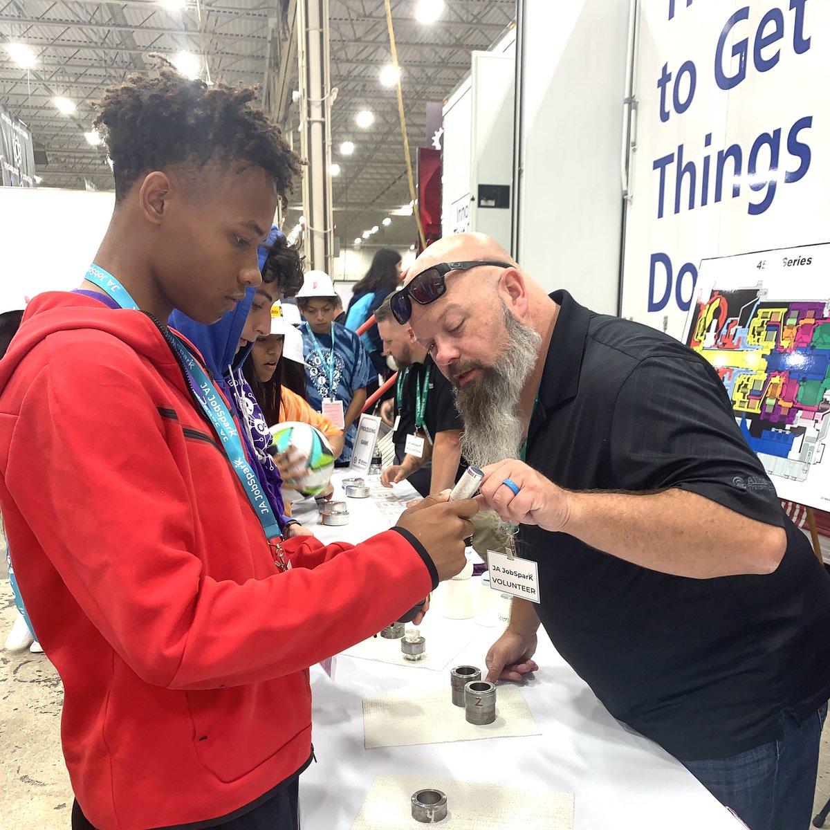 JACentralInd's tweet image. Companies like @AllisonTrans in #Indy participate in @JACentralInd #JAJobSpark. Thank you for being committed to a better workforce and community.