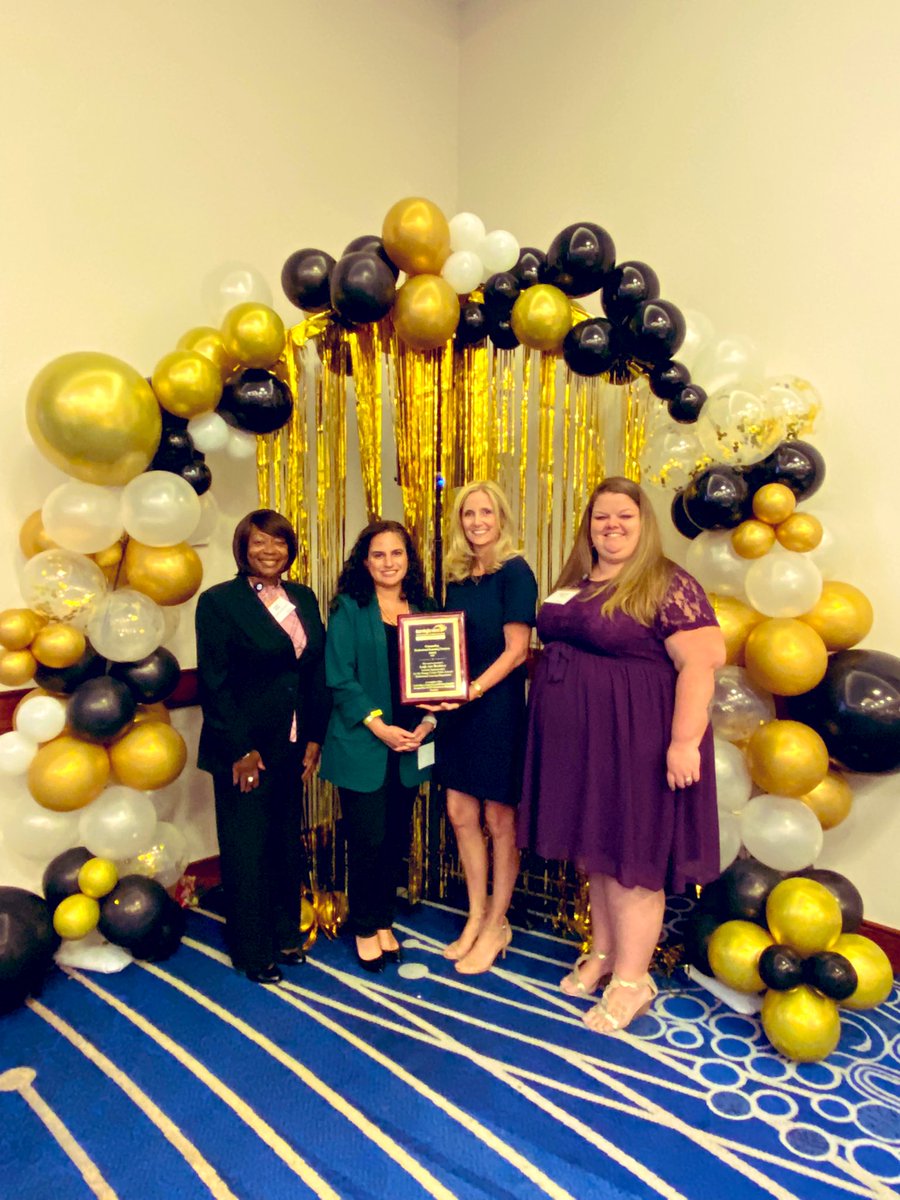 ocpsPL's tweet image. Let’s celebrate!!🎉🎉🎉 Today @drbradshaw_ocps received @LearningFwdFL’s Outstanding Professional Learning Practice Award 2022 for leading the improvement of professional practice through our OCPS Induction and Mentoring program. Way to go @ocpsPL team!!! #LLFL #ocpsCAO