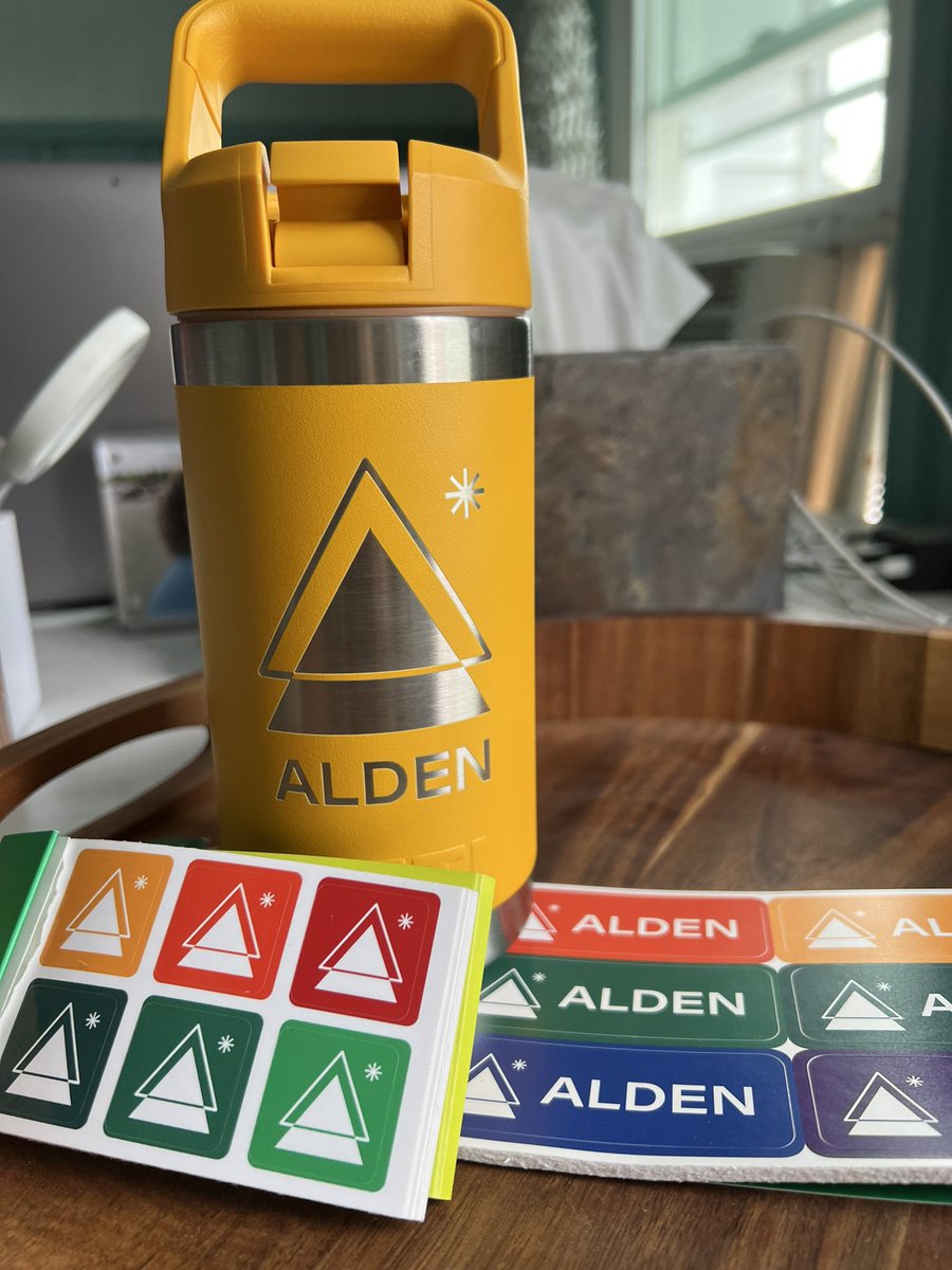 j9drost's tweet photo. When your mom is a brand designer and is asked to label her kid’s stuff for school, he gets his first logo. 😂 https://t.co/SIranMVPGP