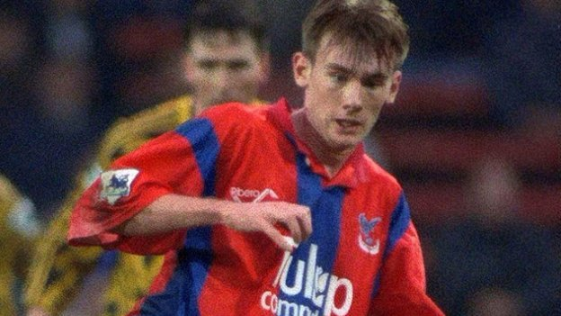 premlgeplayers's tweet image. 459. Grant WATTS

Forward - 05.11.73 - ENG

Prem Debut:
12/12/92 (Queens Park Rangers vs. CRYSTAL PALACE, W 3-1 - sub 64 mins)

Prem Clubs:
Crystal Palace (92-94)

Prem Apps: 4
Prem Goals: 0