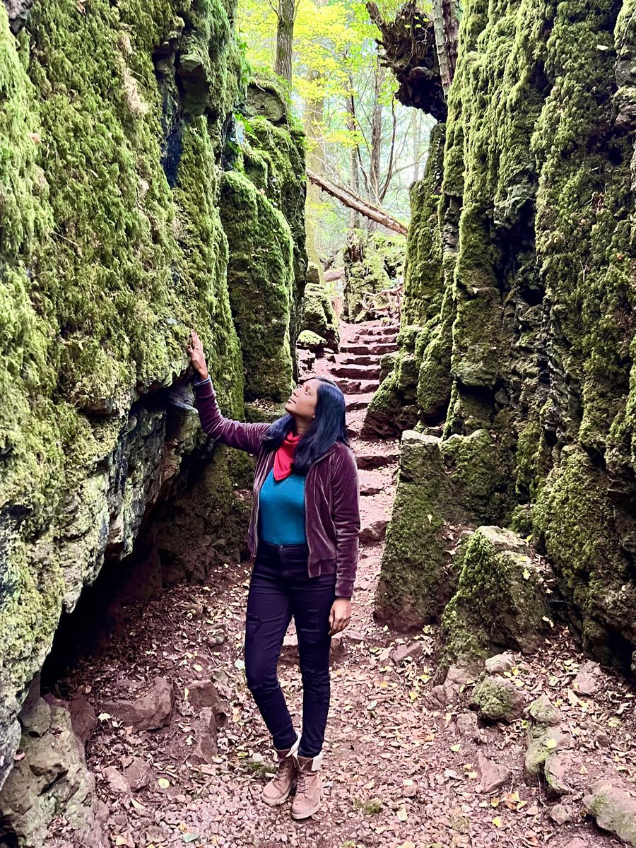 etherealocke's tweet photo. spent #merlinanniversary exploring puzzlewood today with @dragonlcrd 🥺

🧙🏻‍♂️🤴🏼🌿 https://t.co/NXz1pbCxKa