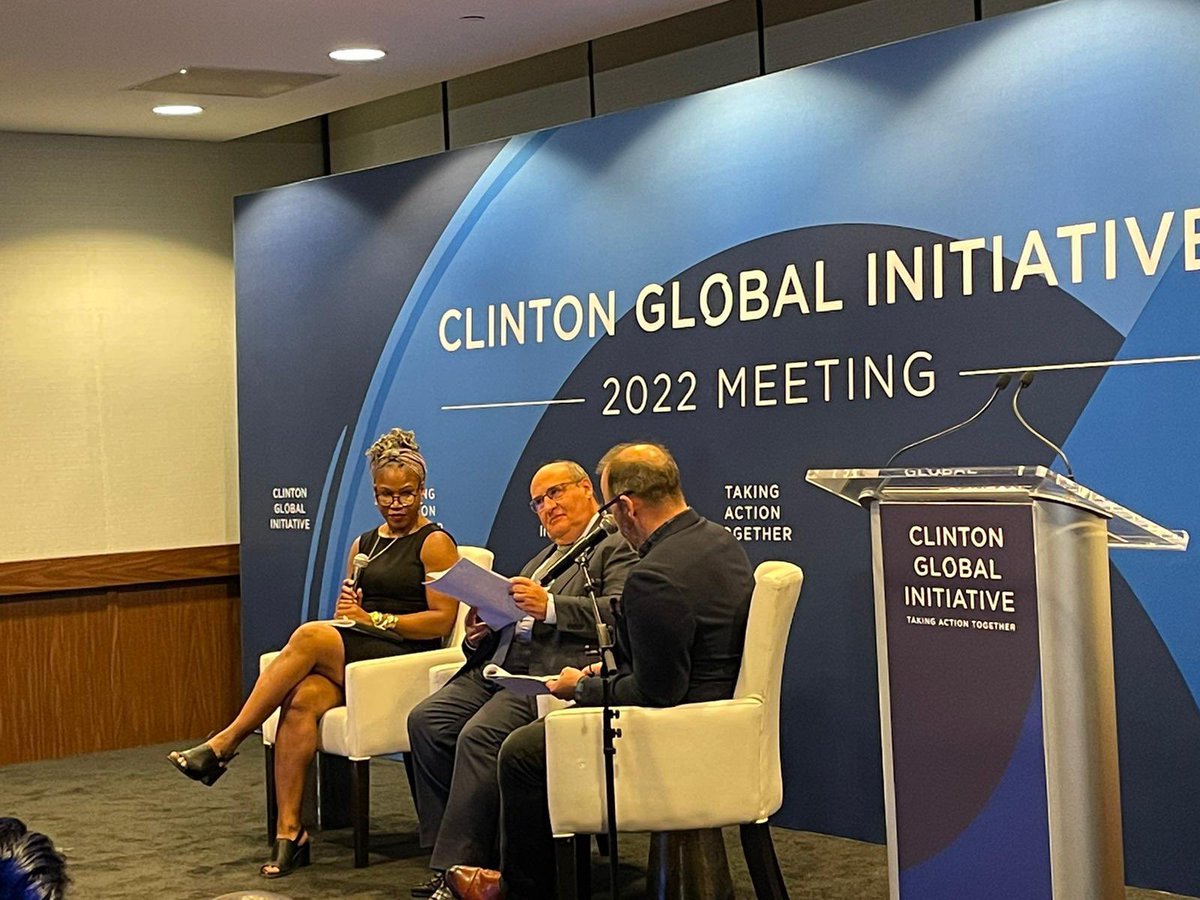 IOMchief's tweet photo. At the first International Migration Review Forum in May, cities &amp; municipalities made over 40 pledges to support the implementation of the GCM.

Today at the @ClintonGlobal Initiative meeting, I stressed that urban policymaking is key to all aspects of migrant inclusion.
#UNGA https://t.co/67zNo1QfNW