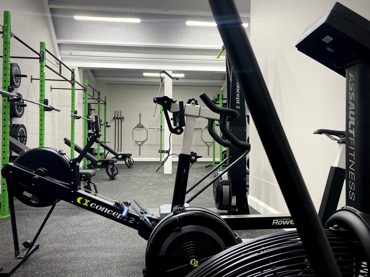 DanielKelly100's tweet photo. Gym Performance Unit installed for Cargin GAC. 👀 🔥 

Happy to continue to help drive the Fitness industry in the right direction, helping develop and improve athletes and Gym goers with quality, fresh and efficient Gym Spaces. 🤝 https://t.co/JQ4Dzc8V8f