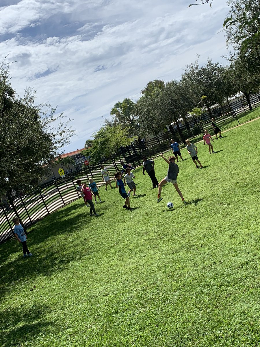TSmith_edleader's tweet photo. parent sending a soccer ball ⚽️ from the class @amazon wishlist = #recessfun https://t.co/kHKPRNrn9V