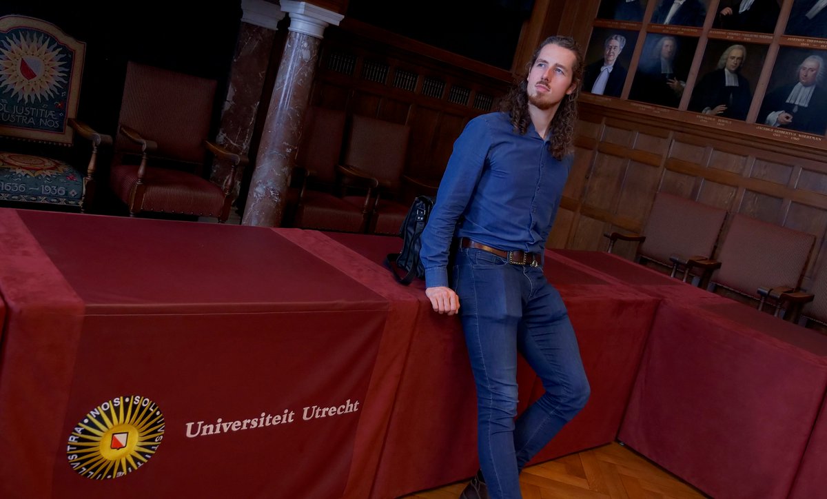 A new Month, A new Adventure.

This year, among a great many other things, I will be holding studies at Utrecht University.🤝
The first few weeks were already a whirlwind

Lets hope the rest, will be a good one.🙏

#lifelonglearning #utrechtuniversity
#teacher #student #education