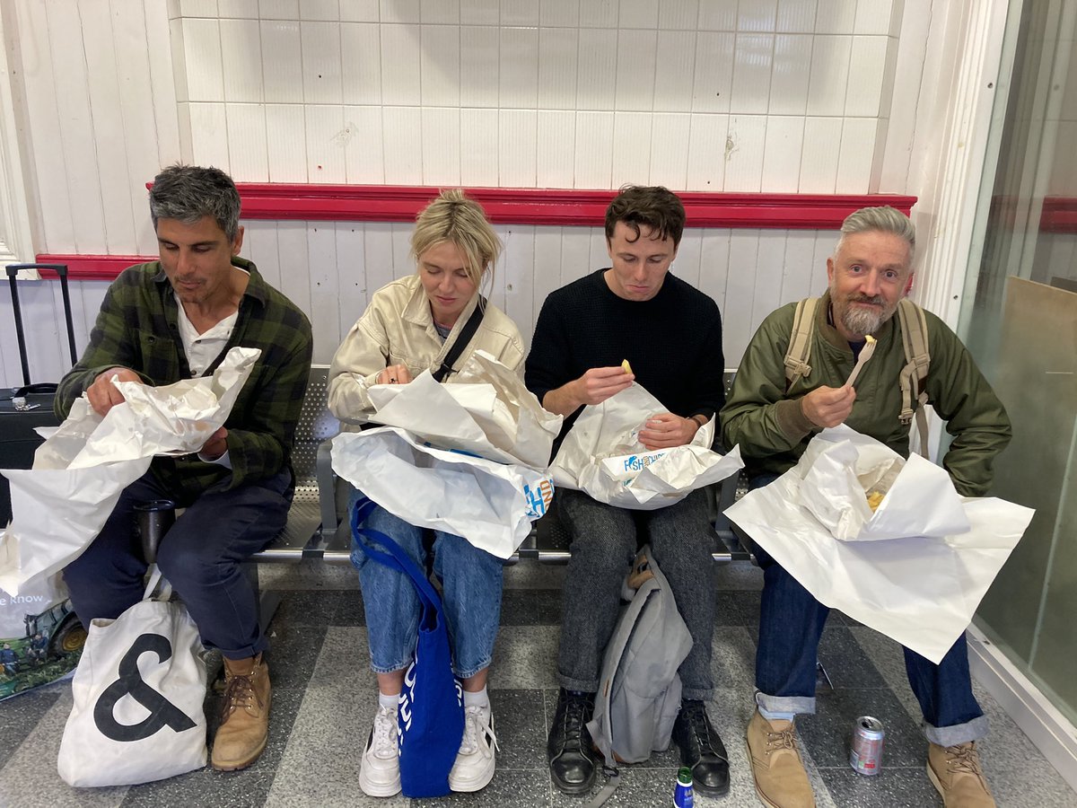 We’re stuck at St Neots train station but <a href="/Synergy_Theatre/">Synergy Theatre</a> is looking after us with f&amp;c. #AnActorsLife