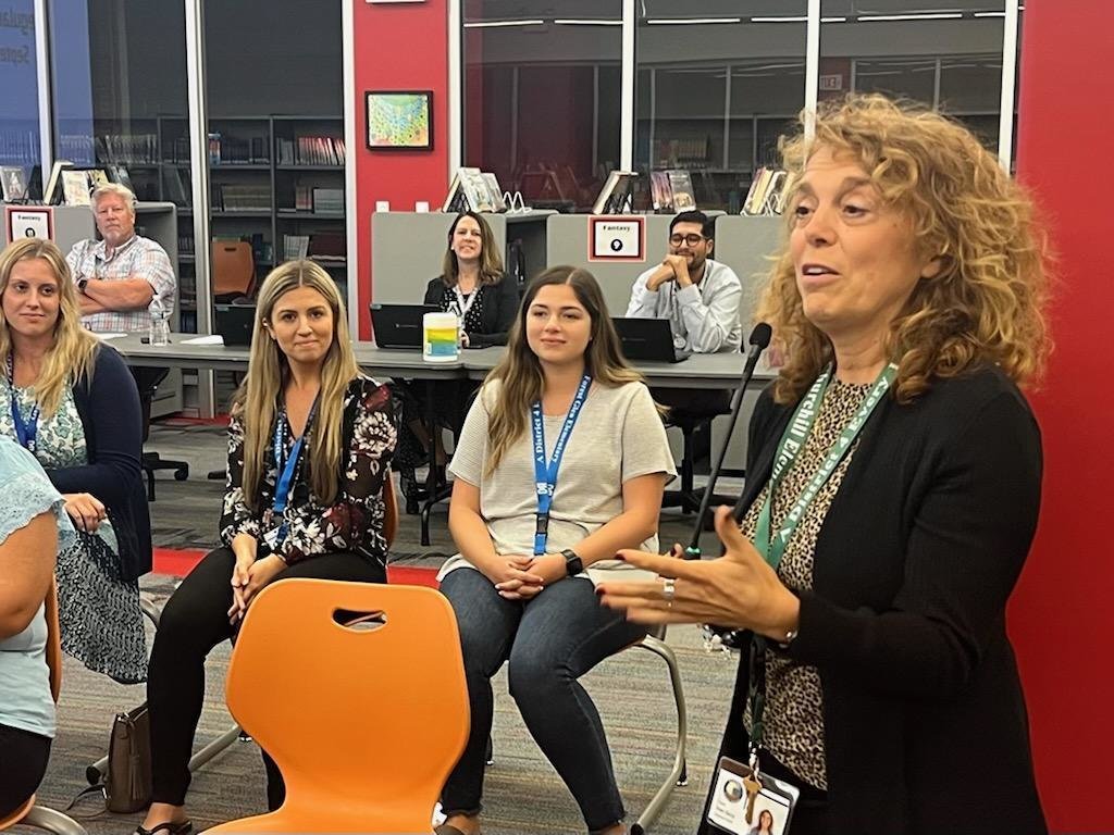 GlenEllynD41's tweet photo. The Board of Education welcomed new teachers at the Board meeting last night.   The teachers shared why they teach and answered Board member questions. 
Welcome to our new teachers! https://t.co/BUqb1qlnLw