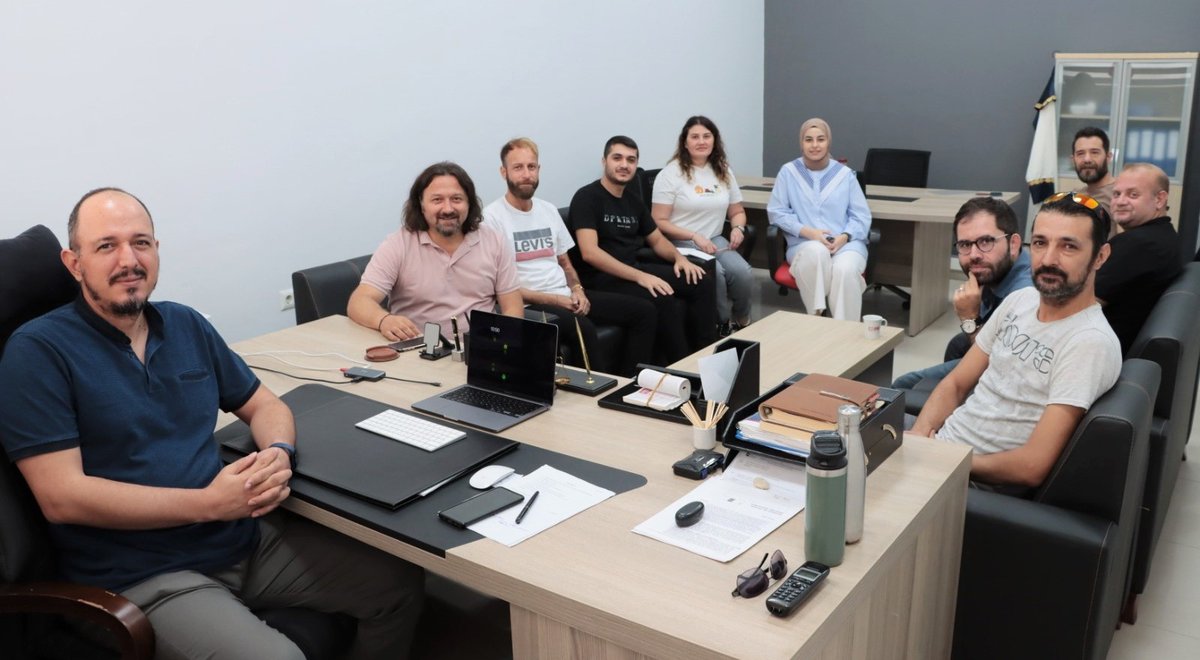 İzmir Kâtip Çelebi Üniversitesi tweet media