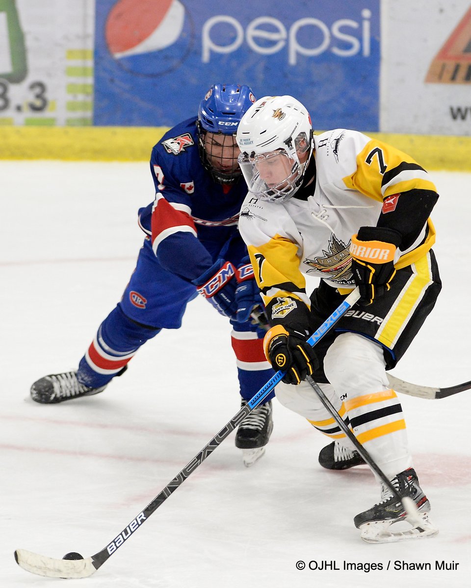 byrnemuir's tweet photo. This one is in the books with @OJHLJrCanadiens taking it 4 - 1 over @OJHLGoldenHawks @OJHLOfficial @ojhlimages @cjhlhockey @OHAhockey1 #leagueofchoice #showcase22 #followthephotogs https://t.co/PhJXqPYLsc