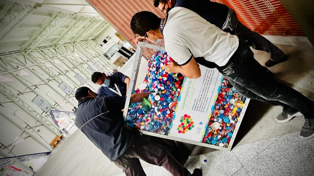 ConvencionesPue's tweet photo. En el marco de la Semana Global de #AcciónXODS, este día donamos más de 150 mil tapitas plásticas a la Asociación @UNEABP_MX.
 
¡Gracias por tu ayuda! 

#RecuperarEnIgualdad #Agenda2030 #ODS #Act4SDGs #ActNow #FliptTheScript #CambiarElDiscurso https://t.co/CI2DvA3fD8