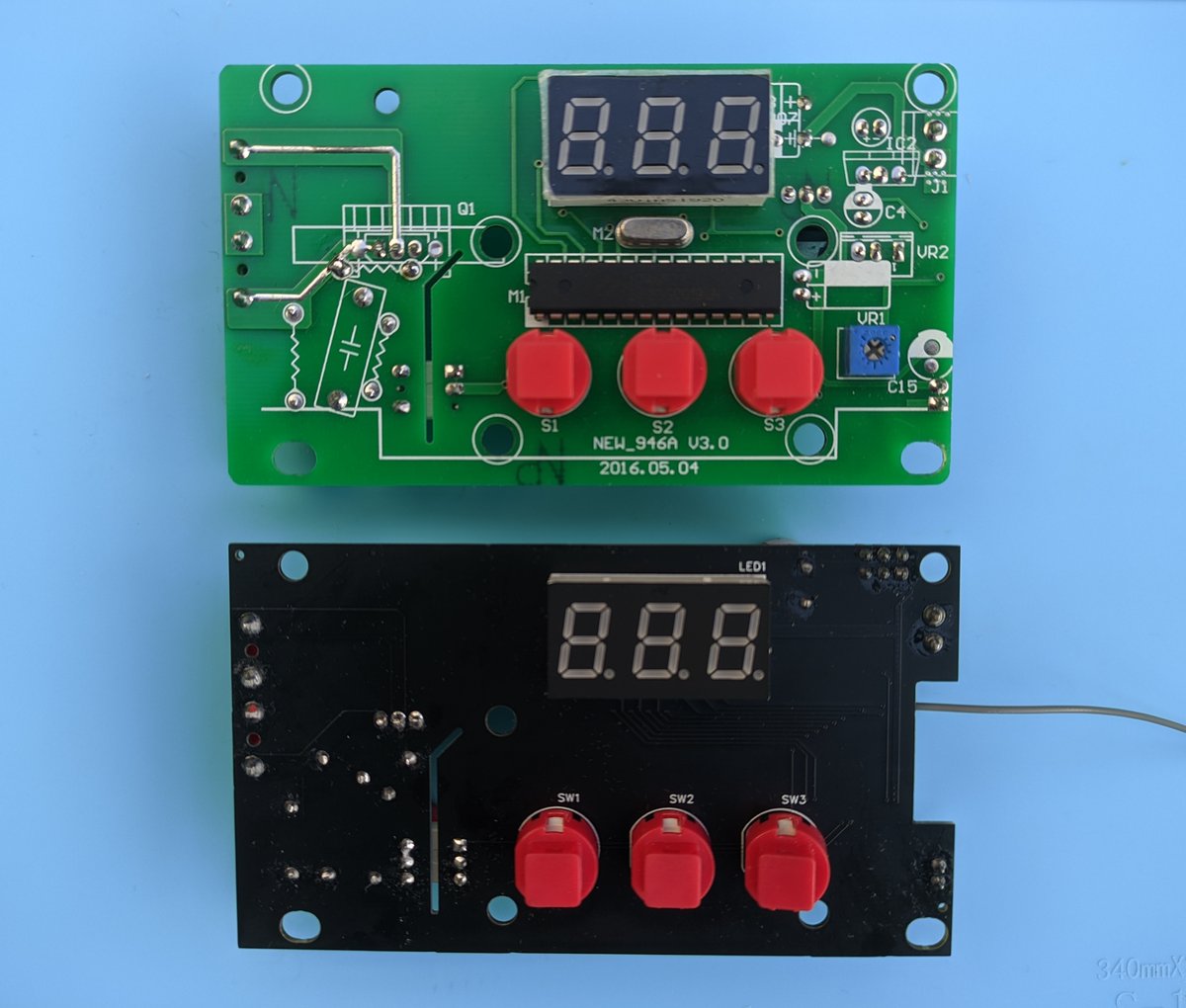 DurandA23's tweet photo. Open-source #Bluetooth reflow controller for the 946C hot plate using #ESP32. This controller replaces the original board. https://t.co/zbGDrLhWYW https://t.co/iHjVU38IiW