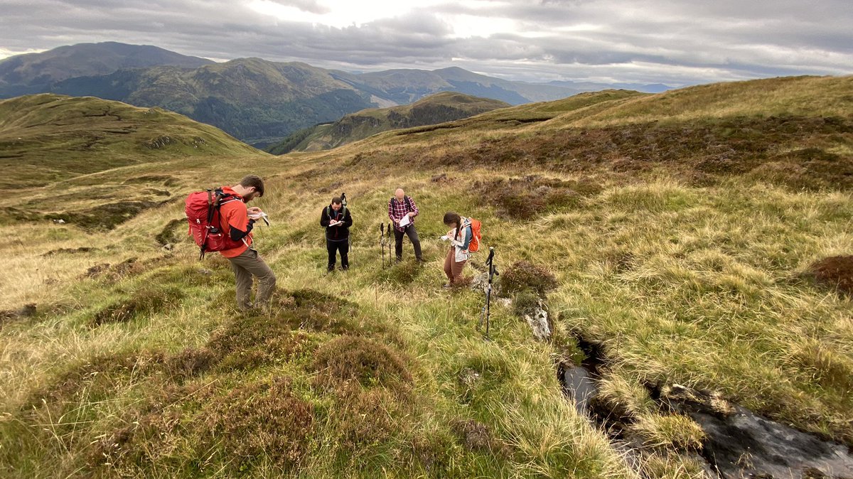 FalkirkOutdoors's tweet photo. First day of our latest @MtnTrngScotland mountain leader training course. 
Looking at practical navigation on Beinn Each https://t.co/RLUuIBoG6n
