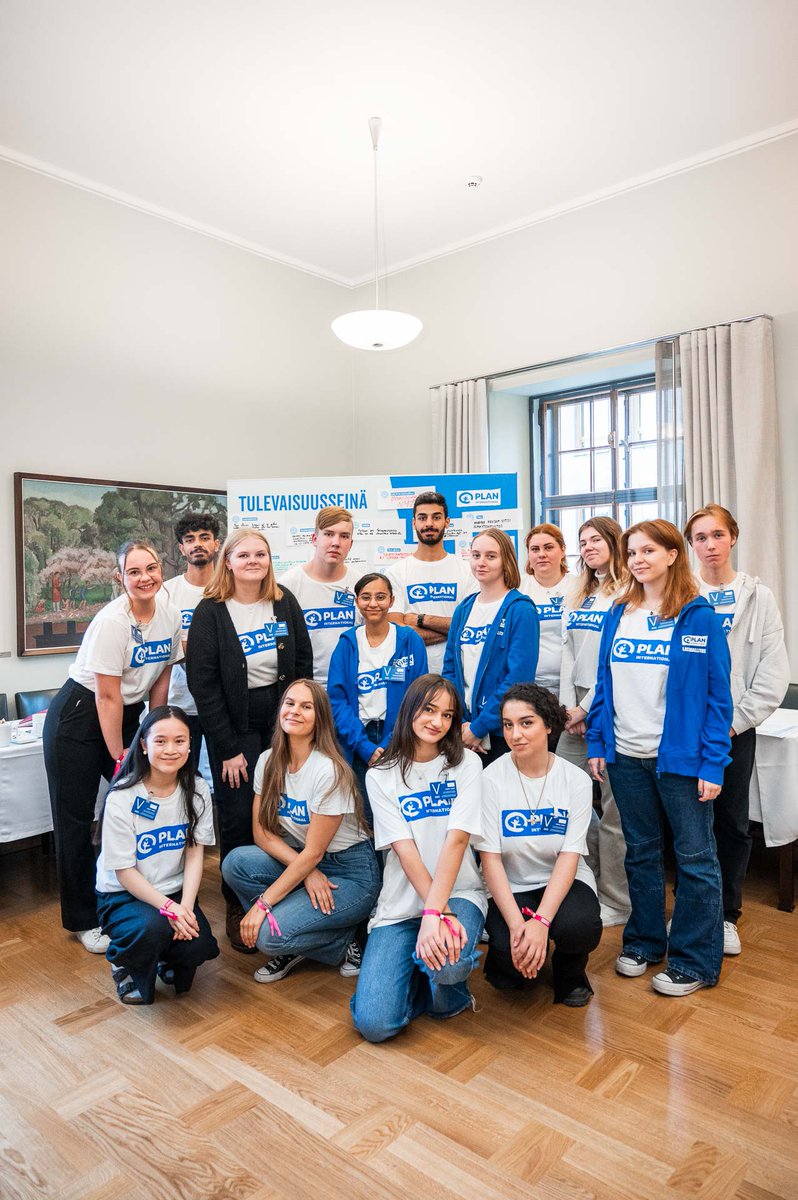 <a href="/SitraFund/">Sitra</a> <a href="/elorantaeevajoh/">Eeva-Johanna Eloranta</a> <a href="/Demarit/">Sosialidemokraatit</a> <a href="/EmmaKari/">Emma Kari</a> <a href="/vihreat/">Vihreät - De Gröna</a> <a href="/PetteriOrpo/">Petteri Orpo</a> <a href="/kokoomus/">Kokoomus</a> <a href="/saarasofia/">Saara-Sofia Sirén 🇫🇮🇪🇺🇺🇦</a> <a href="/suldaansaid/">Suldaan Said Ahmed</a> <a href="/vasemmisto/">Vasemmistoliitto</a> <a href="/BellaForsgren/">Bella Forsgrén</a> <a href="/KrisseSalonen/">Kristiina Salonen</a> <a href="/ville_valkonen/">Ville Valkonen</a> <a href="/iiris_suomela/">Iiris Suomela</a> <a href="/akpekonen/">Aino-Kaisa Pekonen</a> <a href="/JouniOvaska/">Jouni Ovaska</a> <a href="/keskusta/">Suomen Keskusta</a> <a href="/HannaHolopaine/">Hanna Holopainen</a> <a href="/joonaskontta/">Joonas Könttä</a> Kiitos kansanedustajat, että saimme tehdä yhdessä vuoden 2052 ilmastouutisia! Ensin pitää kuvitella tulevaisuus jonka haluamme, sitten voimme alkaa toimia sen saavuttamiseksi.❤️