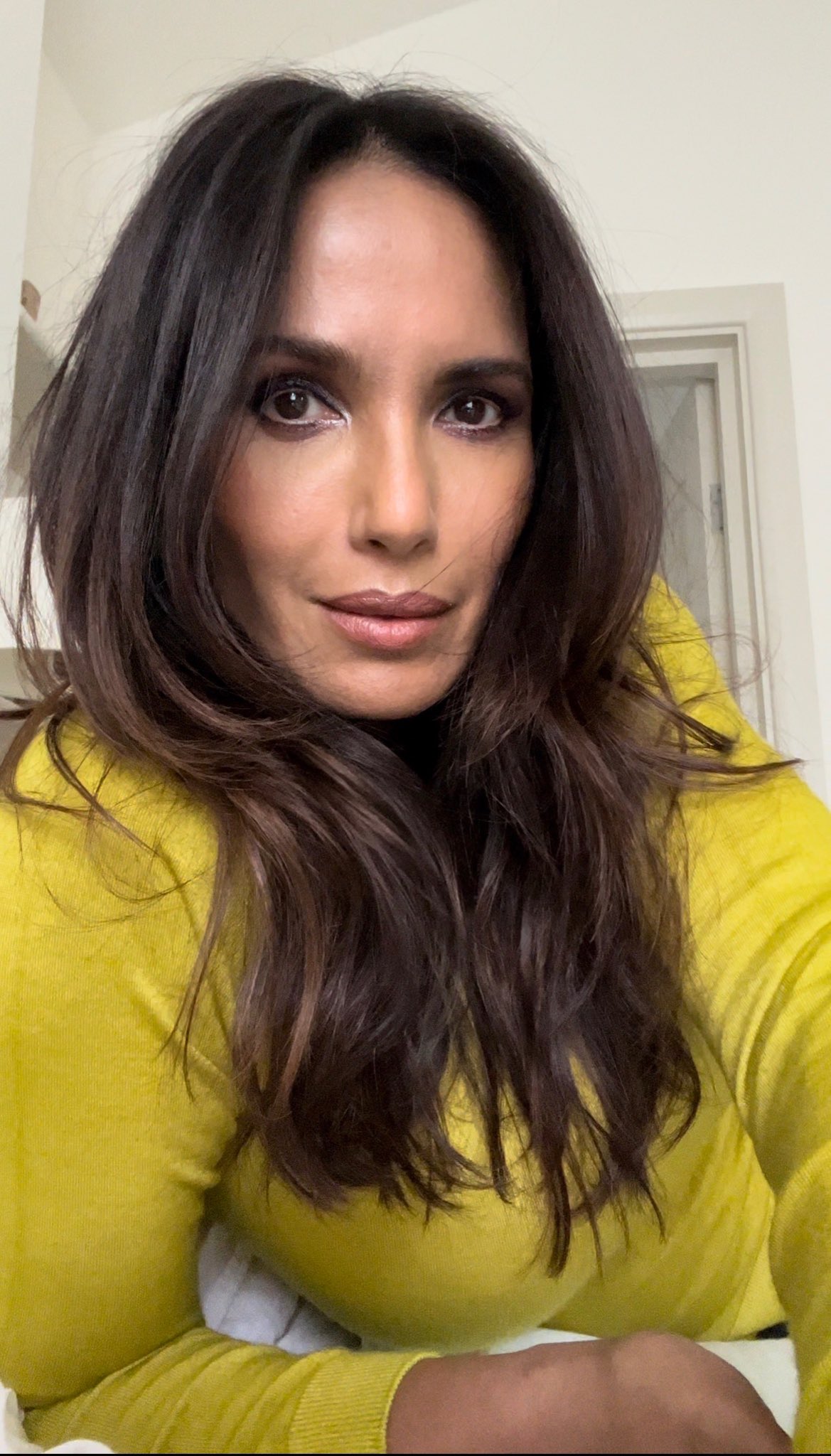 Padma Lakshmi On Twitter Thank You To My Glam Team Bob And Jeanie padma-lakshmi-on-twitter-thank-you-to-my-glam-team-bob-and-jeanie