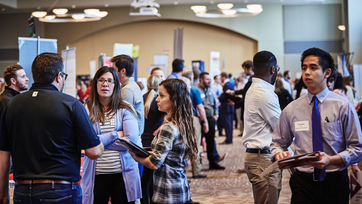 SLU_Official's tweet photo. Coming Up: Stop by the Busch Student Center for the Fall Career Expo on Sept. 21. Learn more: https://t.co/yGPcCbqFzg https://t.co/gomNOMVUJw