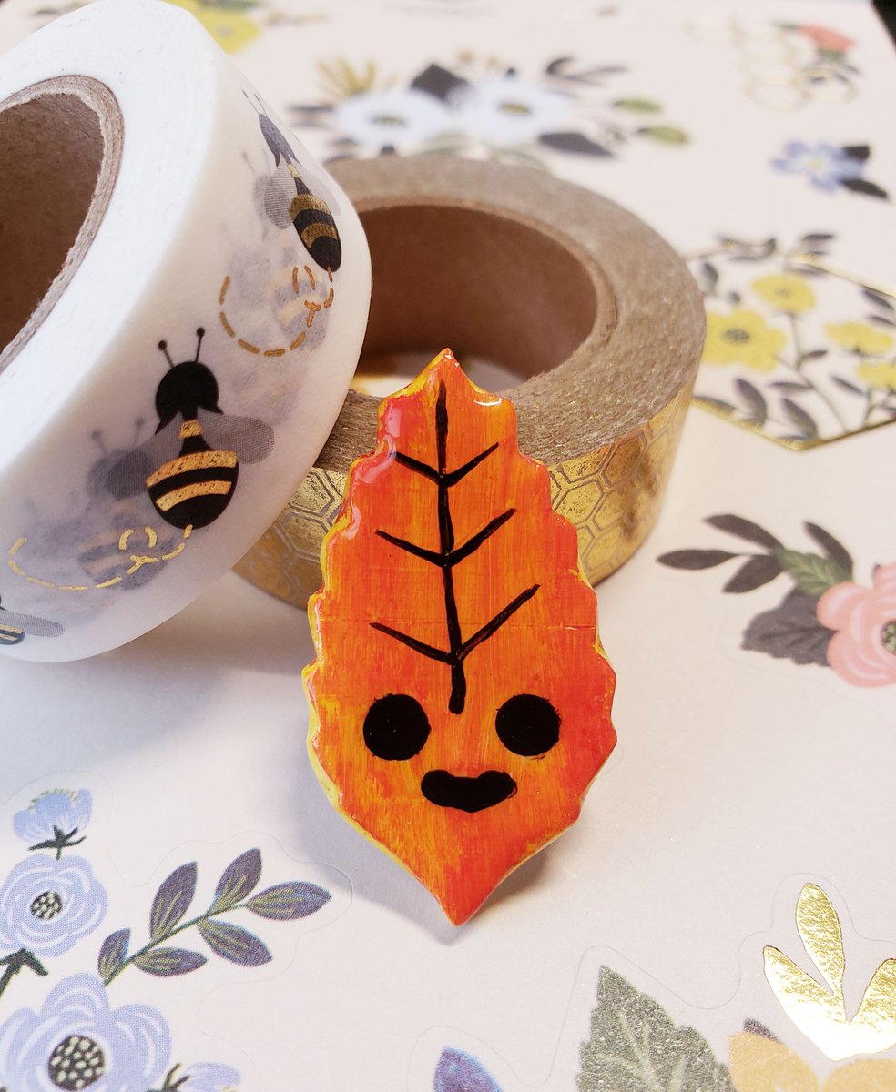 Starfazers's tweet photo. ⭐Three new pin designs have been listed! Theyre kinda messy but thats what happens with handmade stuff lol
https://t.co/FWWeyZLbqf
#etsy #etsyshop #etsyseller #autumn #fall #autumnart #fallart #autumnpin #fallpin #halloween #halloweenpin #star #cutepins #handmade #handmadepin https://t.co/MPzq10cEvl