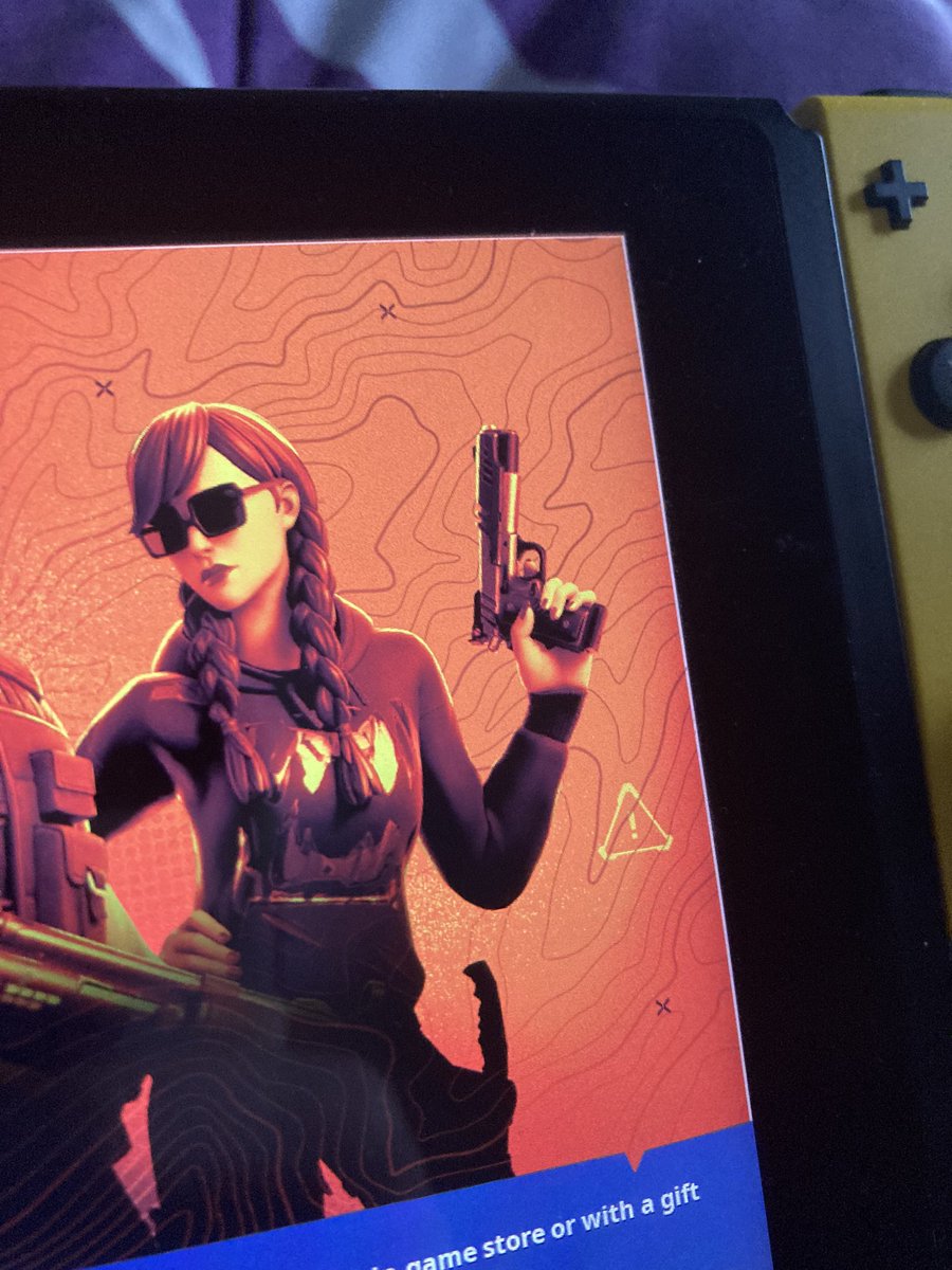 scapegoatydd's tweet photo. @JasonIsbell @amandashires  Am I the only one that thinks Amanda is in Fortnite? https://t.co/XDWSUbrom7