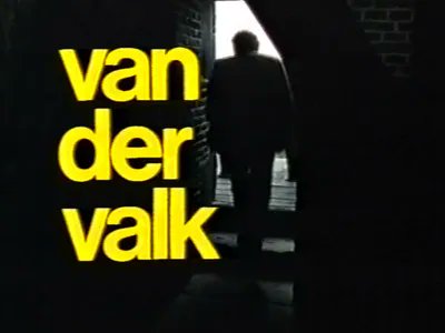 #BarryFoster discovers it's 'The Ties That Bind' at 9:05pm in VAN DER VALK (1992) feature-length episode with #MegDavies #RonaldHines