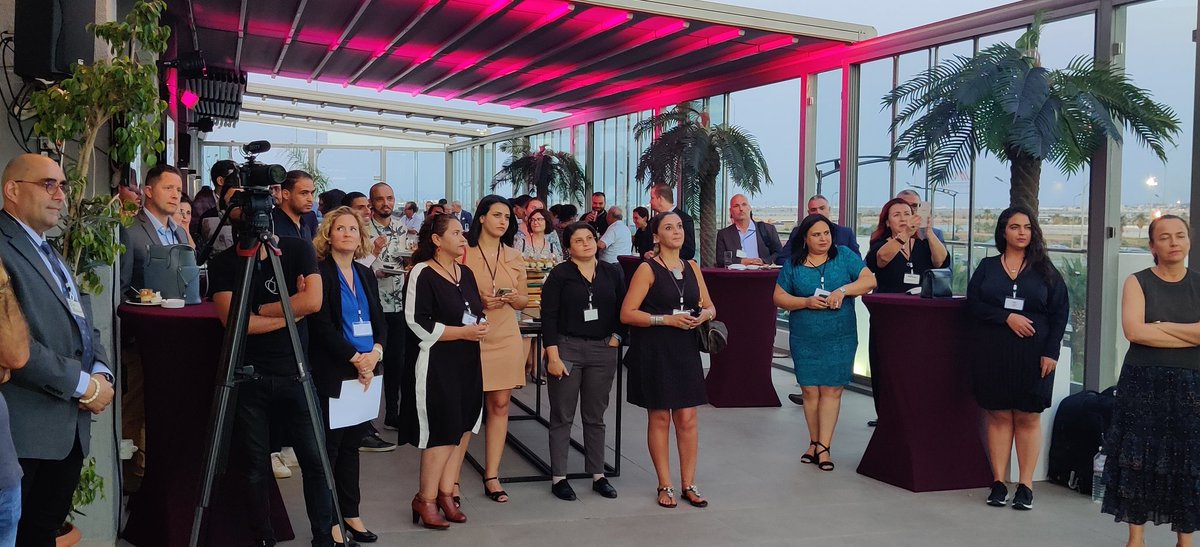 DIGNITY_INT's tweet photo. DIGNITY célebre ce soir ses 10 années en #Tunisie. Dans son discours, @DKAmbAlg Vanessa Vega Saenz parlait de la capacité de DIGNITY à collaborer avec les acteurs publiques et la société civile contre la #torture. #dkaid #DAPP https://t.co/WXL6GSvG5O