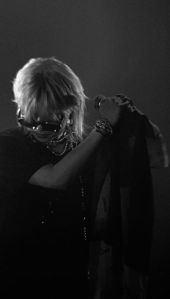 Murphy_98k's tweet photo. 📸 Ash Island - PARIS La Cigale
180922
Please credit if you repost 🙏🏻 #ASHISLAND #ashislandparis #ASHLEELLAWAYPARIS https://t.co/ntWqXUErw8