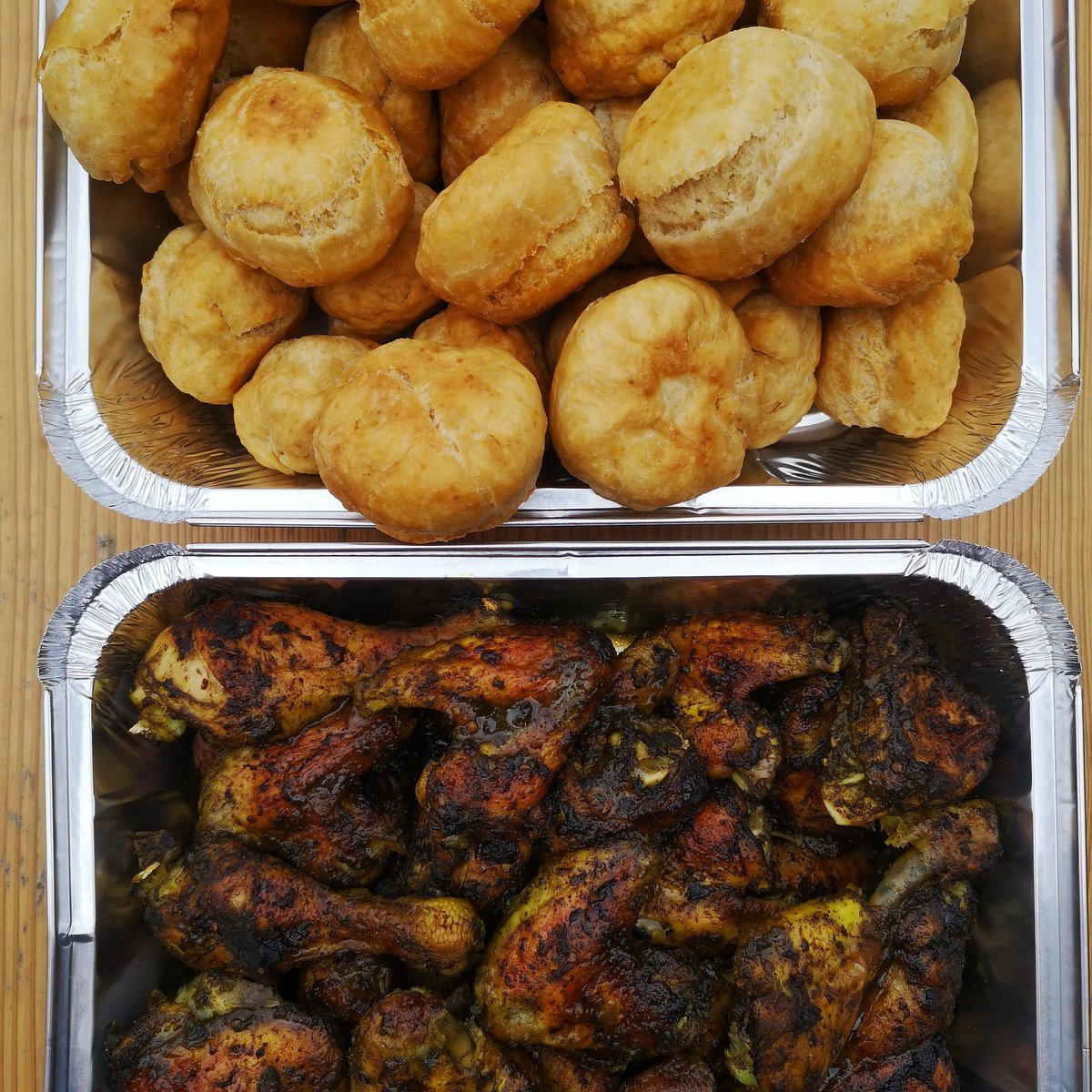 ParkStreetKitc1's tweet image. Jerk Chicken n Dumplings
No more needs be said!
parkstreetkitchen.co.uk

#pstreetkitchen #moderncaribbean #caribbeanfood #jamaicanfood #wellingtonmarket #wellingtonfoodcourt #wellingtonfoodquarter #telfordandwrekin #supportlocalbusiness #supportsmallbusiness #SupportIndependents