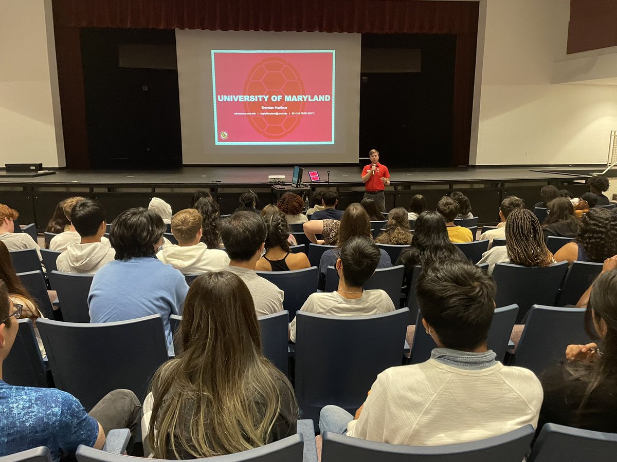 A huge thank you to @univofmaryland for coming to RHS to talk about all of the great opportunities at UMD! 🐏  🤝 🐢