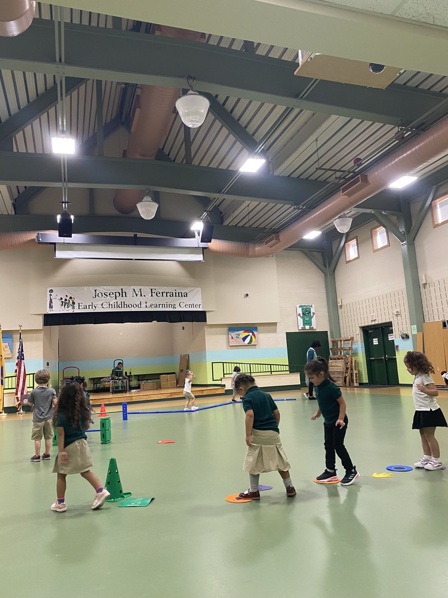 kimsw2871's tweet photo. Gym has become a favorite component at JMFECLC for all of our students! They are learning skills to help them better prepare for organized sports and they are doing a great job listening to the directions! @MsWickes @LBpublicschools #togetherwecan https://t.co/V59yc3oZi3